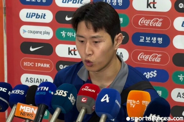 소신 발언! "홍명보 감독님, 우리의 보스" 과한 비판 경계했던 이강인...재차 원 팀 강조 "모든 선수, 코칭 스태프 한 팀이 되어 최대한 좋은 경기 준비"