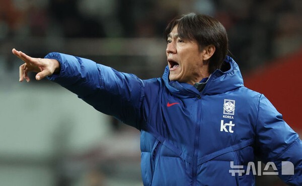 "선수들이 감독의 방향성을 알까?" 장지현 해설, 홍명보호 현주소 날카롭게 지적 "아직도 뭘 하려는지 모르겠다"
