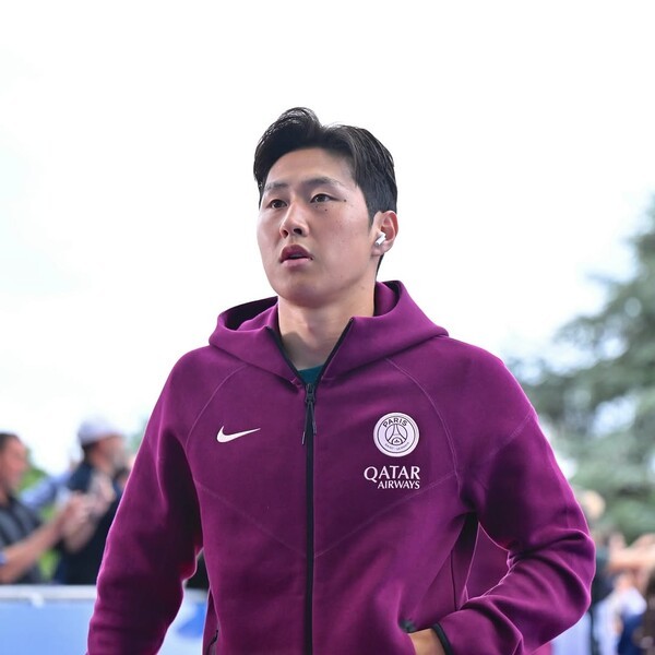 '1000억도 거절한 이유 있었다' PSG, 이강인 잔류 신의 한 수! 올 시즌 존재감 폭발→베스트 11 포함