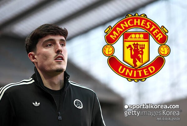 무려 1556억, 맨유 '英 국대 윙백' 영입전 참전!..."아모림 체제서 업그레이드 옵션"