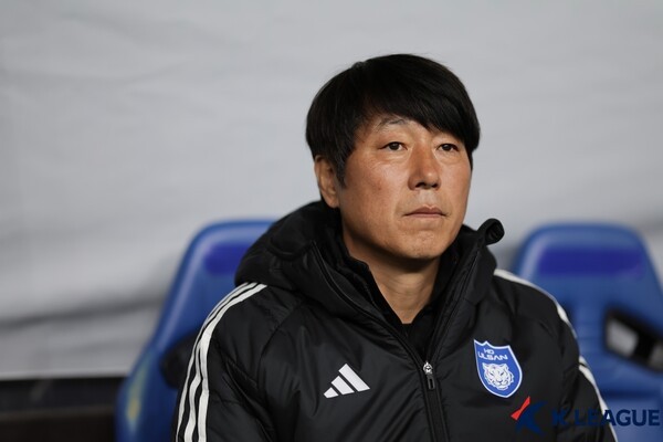 [현장목소리] 울산 "간절함 갖되 냉정함 유지 vs "지키려고 하면 안 된다" 제주, 두 수장의 비장한 각오