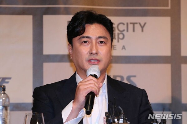 '아내 모욕' 피해자, 안정환의 소신 발언, "선 지켰으면"...버스 막기, 욕설 비판 등에 일침