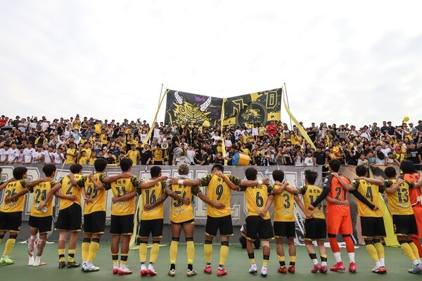 '7년째 울린 승격의 한(恨)'...전남드래곤즈, '6위 마감' 설움에도 포기하지 않는다