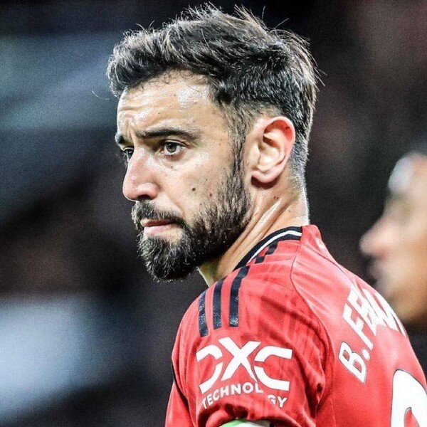 맨유 망했다…브루노 페르난데스 부상, 예상보다 심각? "한 달간 이탈할지도"