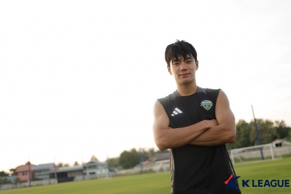 "할 말이 참 많은데" 전진우, 작심 발언...타노스 코치? "외국인이 한국에 와서 인종 차별한다는 게, 말이 안 된다고 생각"