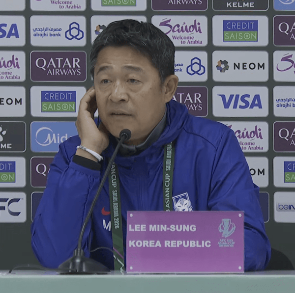 "임하는 자세 잘못됐다" 0-1→4-2 韓 U-23 '미친 난타전 승리'에도 쓴소리...이민성 감독, "2실점 뼈아파, 미비점 고쳐 우즈벡전 준비"