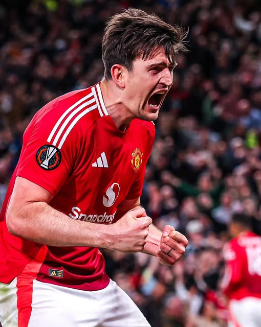 "이건 미친 짓이야"...맨유 선수단, 매과이어 계약 진전 없자 직접 나섰다! "수뇌부 향해 재계약 촉구"