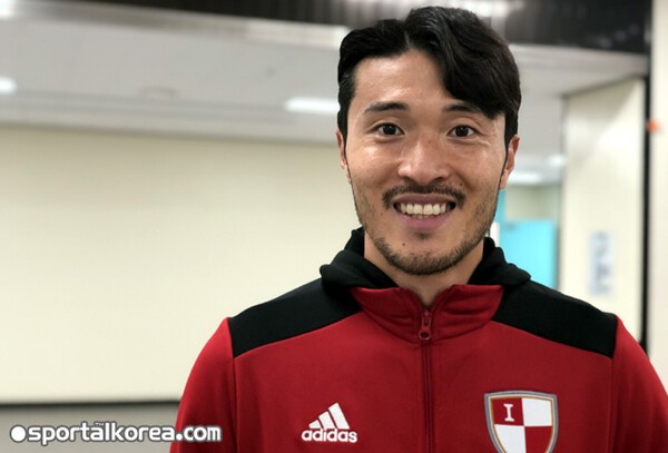 "독도는 우리 땅!" 전 국민 울린 화끈한 세레머니, '레전드' 박종우 그라운드 떠난다...부산, 성남과 홈 개막전서 박종우 은퇴식 개최