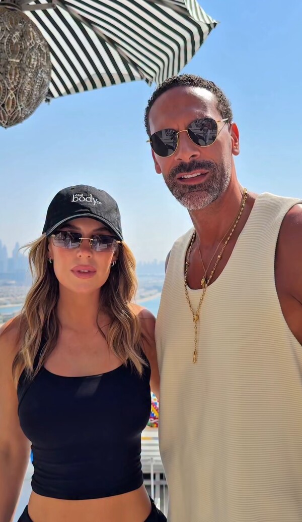 고립된 퍼디난드, "충격적인 폭발 굉음, 머리 위로 미사일 같은 게"..."아내와 아이들 안전 확보하고자 최선"