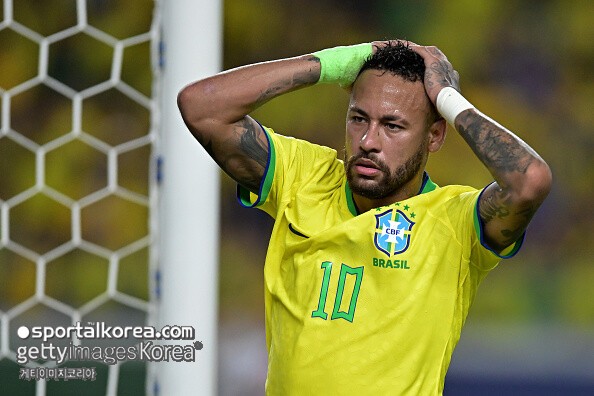 '결장→또 부상 의혹→월드컵 불발설까지'...'월드 클래스' 네이마르, 결국 심경 토로 "아무 일도 없다, 누구를 만족시키는 건 매우 어렵다"