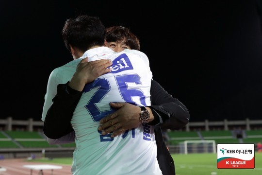 "서정원·염기훈 돌아온다!" 빅버드 명예의 전당 통째로 출격…OGFC 첫 상대, 수원 삼성 레전드