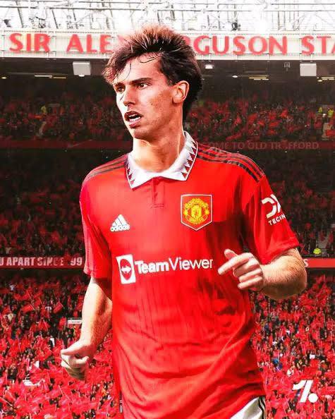 "이적료 1036억" 맨유... '제 2의 호날두' 영입 노린다! '유럽 무대서 폭망 → 21골 15도움 완벽 부활'에 "PL 복귀 추진"