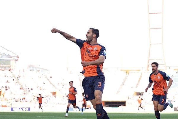 [K리그1 6R] '세레스틴 K리그1 데뷔골' 제주SK, 부천과 '연고지 더비'서 1-0 승...'5G 연속 무승 탈출+시즌 첫 승 달성'