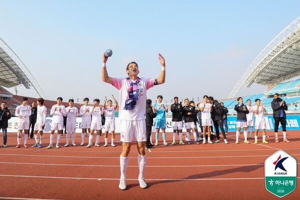 '낭만 수비수' 6년 만에 K리그 통산 100경기 출전...김현태, "팀이 더 높은 곳으로 올라갈 수 있도록 최선을 다할 것"