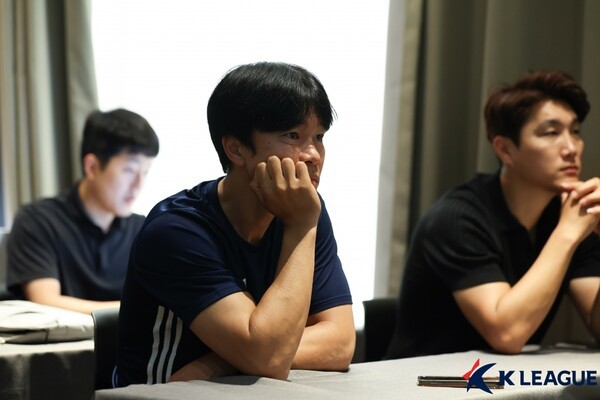 [현장목소리] '임시 지휘봉' 김광석 코치, "이정규 감독 공백? 항상 소통하며 준비했다""