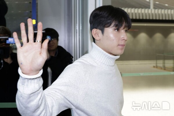 韓 초대형 날벼락! 역사적인 날 앞뒀는데...대한민국 최고 유망주 양민혁, 언급조차 없어→램파드 감독, "사카모토 부재 아쉬워"