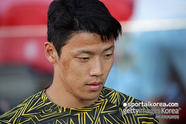 '韓축구 대형 악재' 황희찬, PL '생존율 0%'...'코리안리거 명맥' 21년 만에 끊기나. 통계 매체, 울버햄튼 '강등 100% 전망'