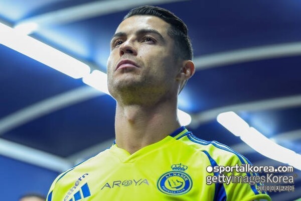 "경기 후 구토까지" 호날두, '무관두' 오명 끊는다! "복통+피로"에도 출전 강행→1-0 승리·15연승 견인, 2위와 승점 8점 차