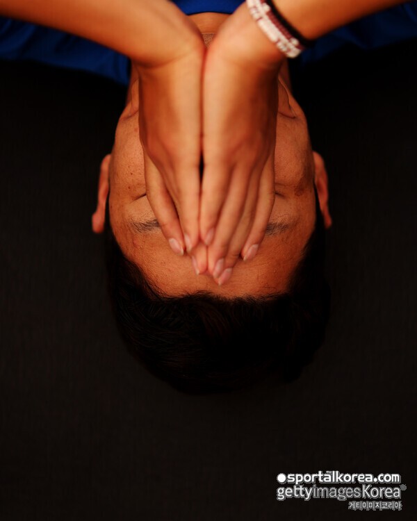 [오피셜] "몹시 고통스러운 순간"...'韓축구 청천벽력!' 황희찬, 끝내 2부 리그행 확정→21년간 달려온 '코리안 프리미어리거' 종말 위기