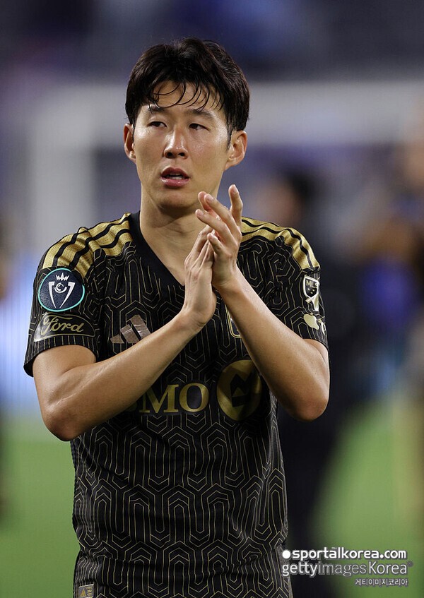 손흥민 '슈팅 0회'...LAFC, '답답하다!' 안방서 꽁꽁 묶인 채 0-0 고전 중 (전반 종료)