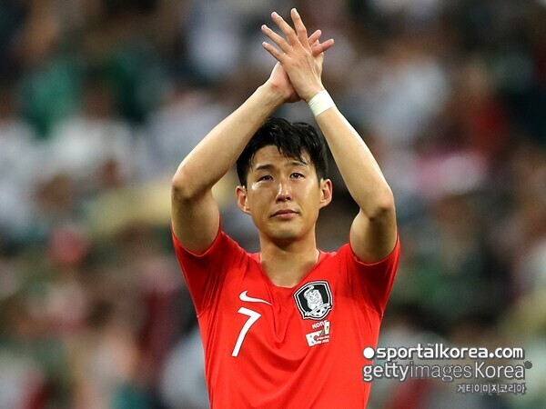 초유의 상황 '홍명보호 초대형 호재!' 월드컵서 韓 울렸던 멕시코 에이스…사실상 '출전 불가' 판정 '6개월째 실전 無' 소속팀→ "기용 가능성 전혀 없어" 오피셜로 못 박았다