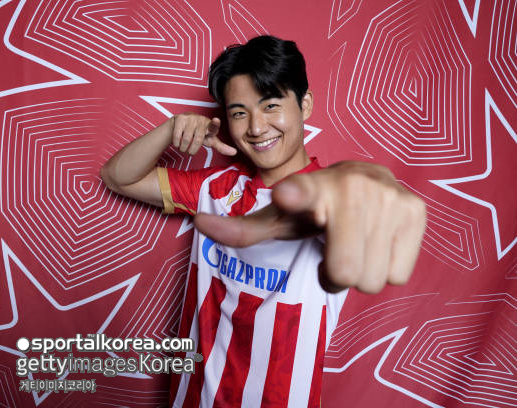 "두둑한 연봉 제시해!"...'韓축구 대형 사건' 설영우, '맹활약→리그 우승 확정'에 현지 매료 "역사상 가장 흥미로운 외국 선수", "잔류 설득해야 해"