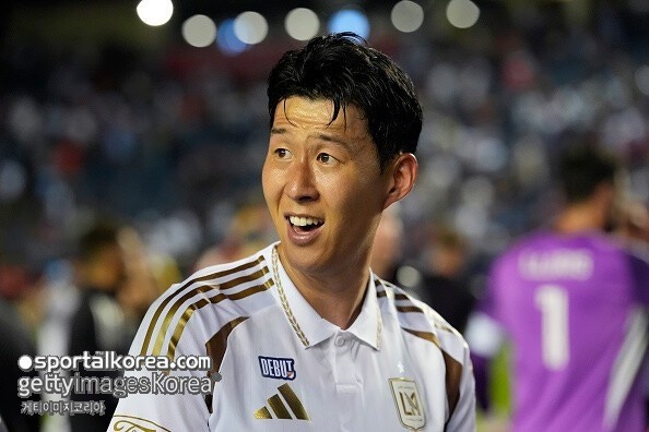 "벤치에 광대들 있더라" 맙소사! 손흥민의 LAFC, 0-4 대참사도 모자라 조롱까지 당했다... 끝내 감독간 설전으로 "품격 갖추길 바래"