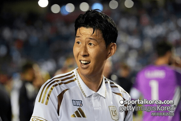 LAFC 감독, "손흥민, 슈팅 막혔잖아" 탄식!...'9실점' 3연패 수렁 빠졌지만, "좋은 장면 많았다, 계속 노력해야" 반등 촉구