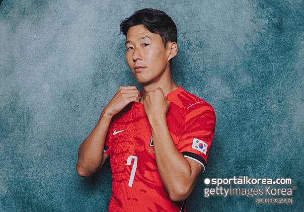 "가장 잘할 수 있는 위치" 홍명보 감독, 손흥민 최전방 카드 꺼냈다...체코전 선발 공개! 16년 만의 월드컵 첫 경기 승리 도전