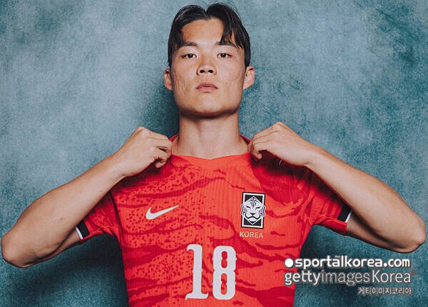 '명장 홍명보' 용병술 적중! 오현규, 투입 후 역전골 폭발!...한국, 체코에 2-1 리드 (후반 진행 중)