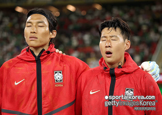 "한국인 좋아할 수밖에..." 태극전사 '일거수일투족' 화제! 손흥민·김승규, 현지 타코집 깜짝 등장에 '인산인해'