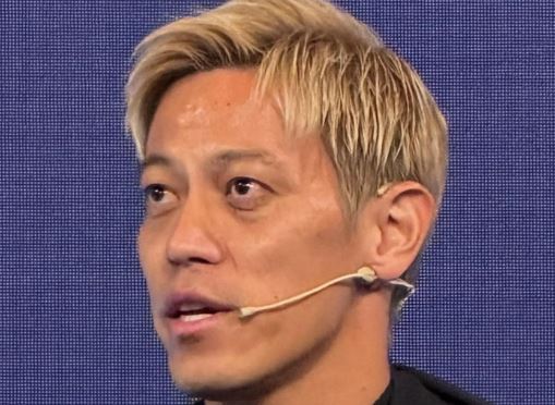 "11번 진짜 귀찮네·심판 제대로 봐!" 日 레전드 혼다, 거침없는 해설 폭발… 반응은 "쉽고 재밌어" vs "감정적이야" 찬반 논쟁