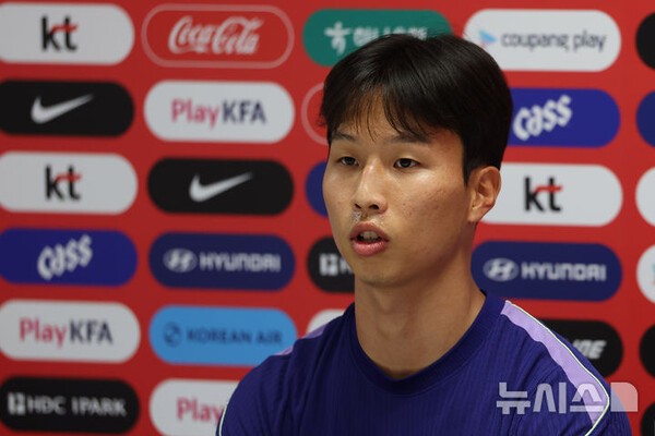 '깜짝 조커 급부상!' 홍명보호, 새로운 공격 옵션 찾았다...조규성 향한 '환상 크로스' 존재감 드러낸 엄지성, "가나전 떠올라"