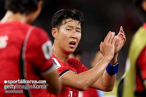 "94%→68% 추락" 한국 32강 진출 실패 현실로? 에콰도르·스웨덴·파라과이 모두 생존...첫날부터 경우의 수 전부 빗나갔다!