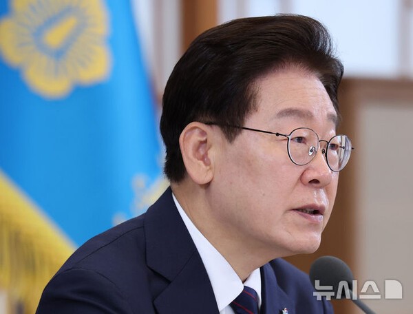 이재명 대통령, "대표팀, 마지막까지 포기하지 않고, 희망과 자부심 안기고자, 모든 것 쏟아"..."진정한 응원, 손을 놓지 않는 것"