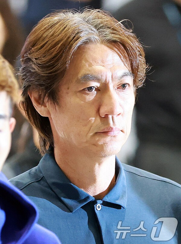 청문회 출석 불투명? 홍명보, 귀국 이틀 만에 미국행...월드컵 참사 후 "내분 없었다, 할 말은 언젠가"
