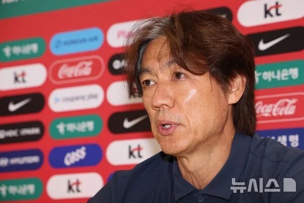 "집단 히스테리처럼 보이지만 본질은 재벌 유착" 日이 바라본 홍명보호 후폭풍…감독 선임 논란까지 조명