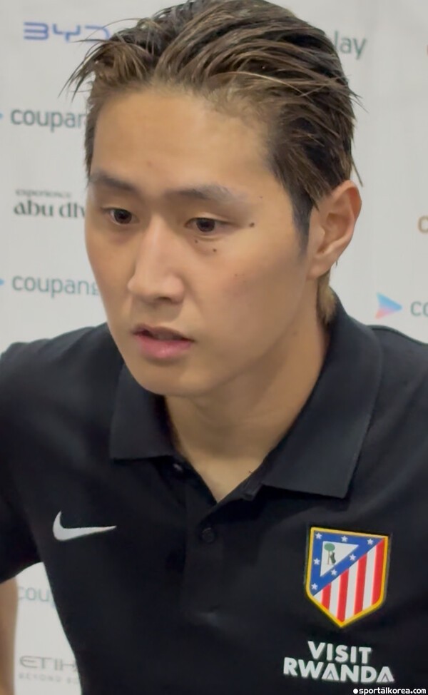 [현장핫피플] 韓 참사에 총대 멘 이강인, "한국 축구 그렇게 좋은 상황 아냐"..."많이 반성, 안 좋은 부분만 봐주시지는 않으셨으면"