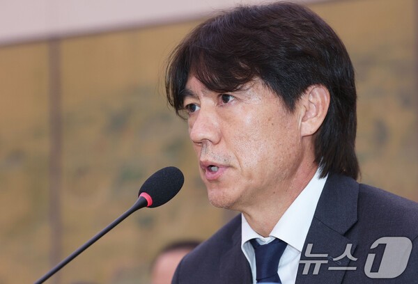 "韓 감독 재판까지, 평생 이런 상황 처음 봤다" LAFC 감독도 깜짝...손흥민 부담 짚었다 "대표팀서 책임 막중해"