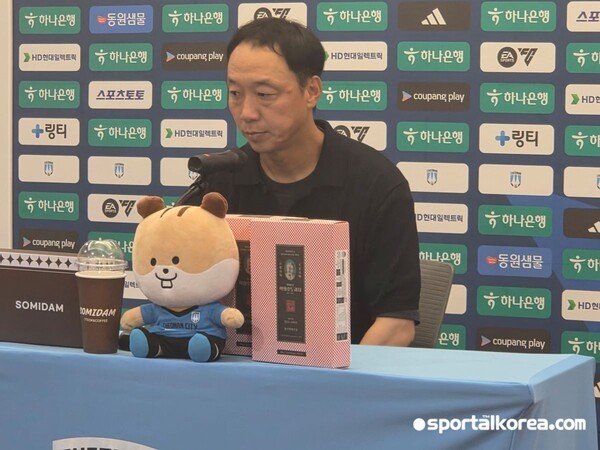 [현장목소리] "첫 번째 패배 원인? 감독의 능력 차이" 패장 박진섭 감독의 자책