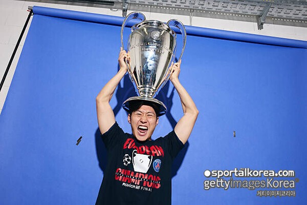 '이강인 나가자마자 폭삭 망했다!' PSG, 15년 만에 최악 출발...개막 3경기 2무 1패→선두와 승점 7점 차