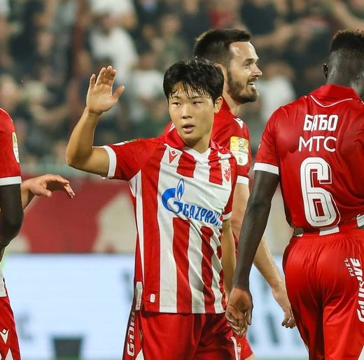 '8,000명 학살 전범' 또 찬양...'韓 특급 유망주 김예건 소속팀' 즈베즈다, UEFA 징계 예고에도 보란 듯이 믈라디치 영웅화