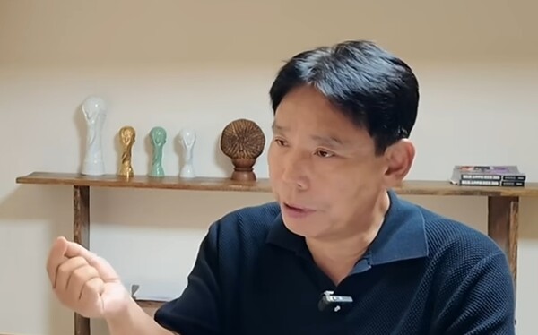 작심 발언! 신문선 박항서, 충격 폭로에 "가장 만만했고, 이미지 좋기에 이용"..."협회 차원의 소통 실패로 인한 결과"